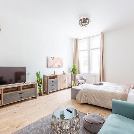 Exclusive Central Apartment Next To The Fashion Street Budapest Exteriör bild