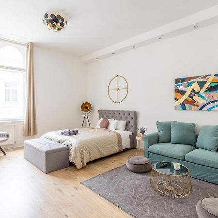 Exclusive Central Apartment Next To The Fashion Street Budapest Exteriör bild
