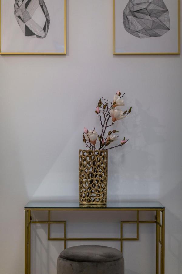 Exclusive Central Apartment Next To The Fashion Street Budapest Exteriör bild